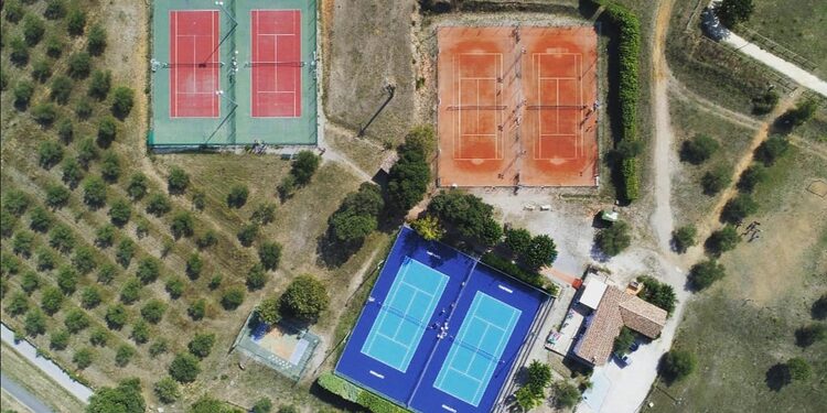  Tennis & Padel Club de Castries