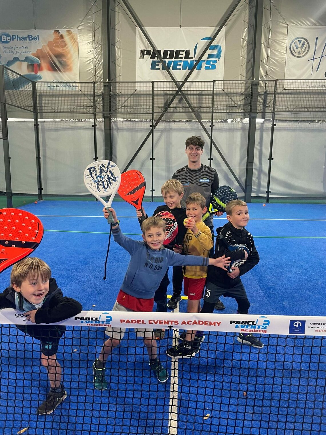 Le Padel Un Sport Parfait Pour Les Enfants Padel Reference