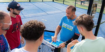 Stages de padel Twenty by Ten