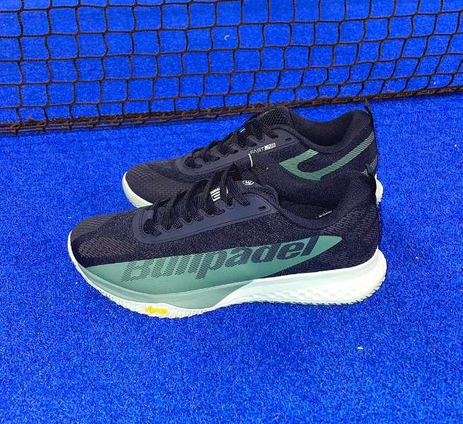 Illustration pack Bullpadel Padelschuhe