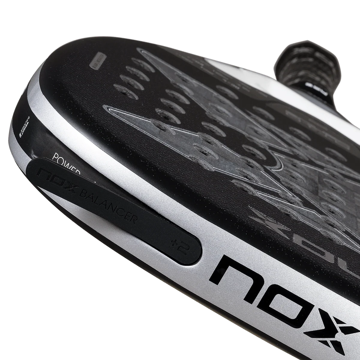 NOX AT10 Genius Attack 18K Alum 2026