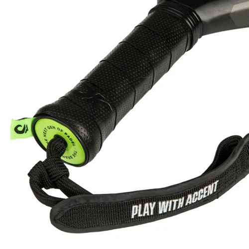 Raquette de padel Lok Jungle Lite 2026 – détail du grip et de la dragonne