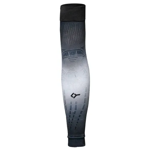FLOKY No Strain Evolution x Agustín Tapia Sleeve